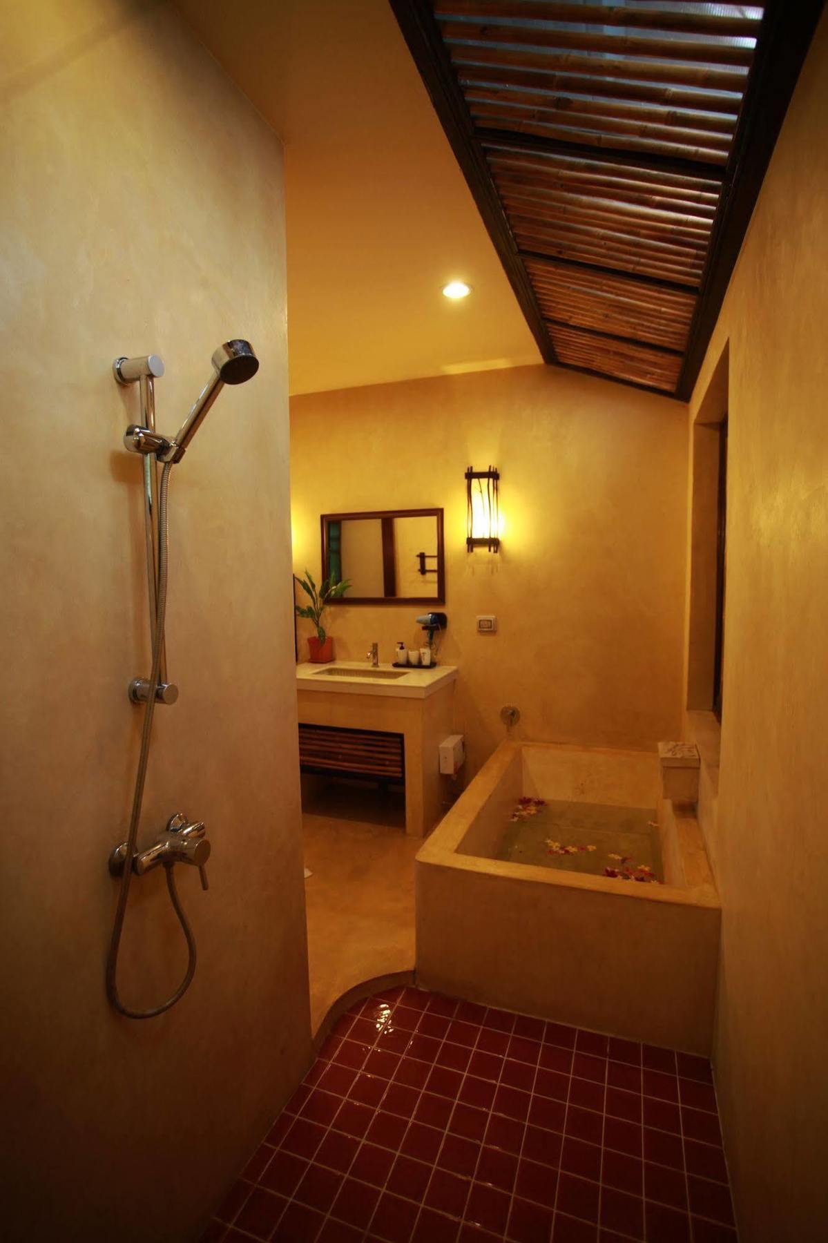 Ingnatee Resort Pathum Thani Exterior photo
